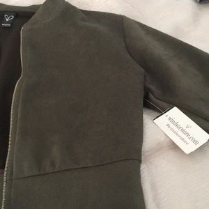 NWT Dark Green Suede Jacket 💕✨💖